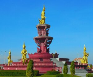 Go Phnom Penh and Explore its Attractions
